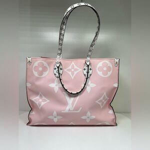 Louis Vuitton Onthego Giant Red & Pink Monogram Canvas Tote Mint Condition